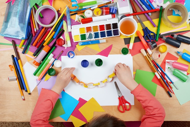 www.preschoolactivities.us  Progetti di lavoretti per bambini